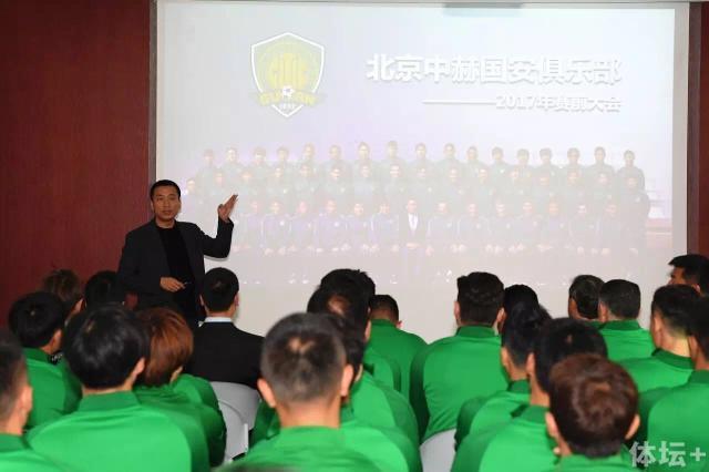 免费国产99久久久香蕉